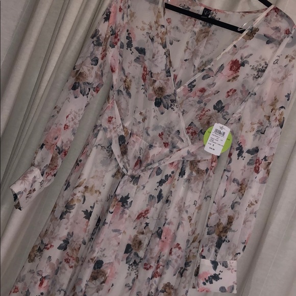 Windsor Spring Dress - Picture 2 of 8